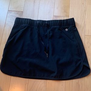 Size S Nicole Miller Black Athletic Skirt